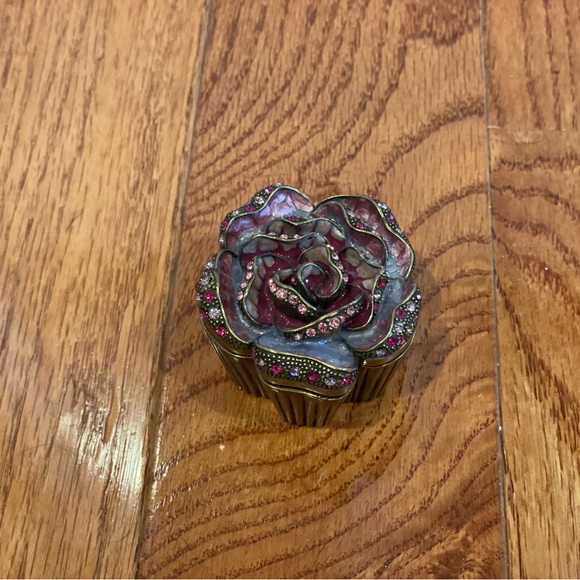 Other - Elegant Rose Jewelry trinket Box with Pink Accents